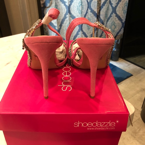 Polymnia Embellished Pump - Picture 2 of 3